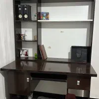 میز کامپیوتر و جاکتابی