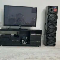 میز تلویزیون در حد نو