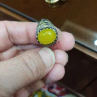 چند عدد انگشتر بدلیجات