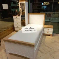 نماینده  تخت یک و .‌‌‌..