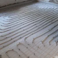 اجرای گرمایش از کف و تاسیسات لوله‌کشی