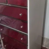 کمد فلزی در حد