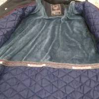 کاپیشن مردانه|لباس|قم, منبع آب|دیوار