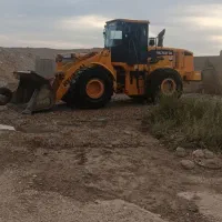 لودر هیوندا و کاوازکی