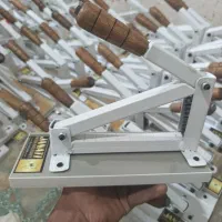 گردو و بادام شکن