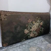 پشتی، دی وی دی، آیفون صوتی، تختخواب