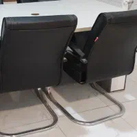 صندلی چرم وپایه استیل و میز مدیریت و جلسه ام دی اف