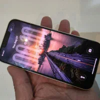 آیفون ۱۳ نرمال