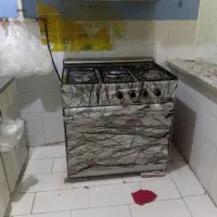 گاز طرح فر تمیز پنح شعله سالم و تمیز