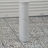 پایه روشویی تمیز و سالم نو استفاده نشده