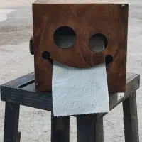 جا دستمالی چوبی