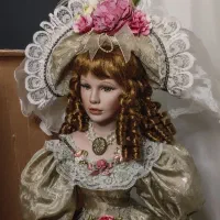 عروسک پرنسس سرامیکی قدیمی