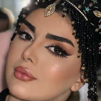 انجام میکاپ تخصصی و اموزش خودآرایی و دگر ارایی|خدمات آموزشی|اراک, |دیوار