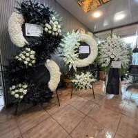 فروش تخصصی تاج و دسته گل طبیعی با ارسال رایگان