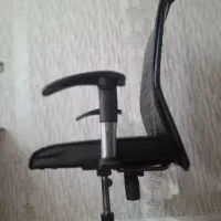 صندلی اداری جک دار