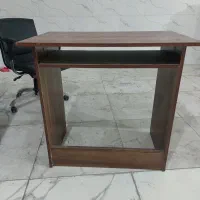 میز و صندلی اداری ۶ماه استفاده شده
