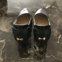 کفش|کیف، کفش، کمربند|قم, انسجام|دیوار