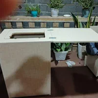 میز چرخ خیاطی تاشو همراه با مبل|چرخ خیاطی و ریسندگی|رشت, توشیبا|دیوار