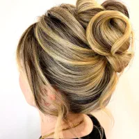 خدمات شینیون و استایل مو