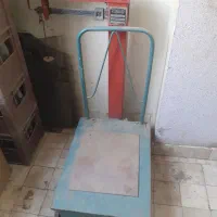 باسکول قدیمی سنگی