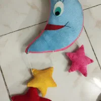 عروسک ماه آویزنو