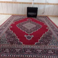 فرش ماشینی 12متری یکی درحد نو هست