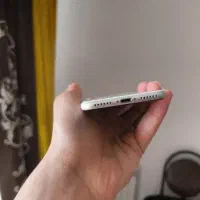 iphone se 2020 64 gig|موبایل|مریوان, |دیوار