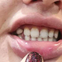 منشی  دندانپزشکی
