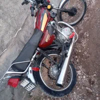 موتور سیکلت هندا  ۱۲۵فروشی.