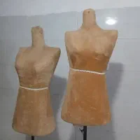 وسایل مغازه مانتو فروشی هست