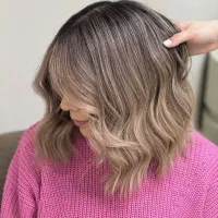 نیازمند مدل برای رنگ مو