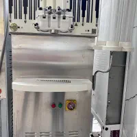 دستگاه بستنی قیفی