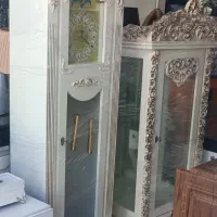 بوفه و ساعت ایستاده ی آکبند