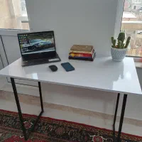 میز مطالعه بزرگ