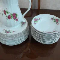ظرف چینی گل سرخی