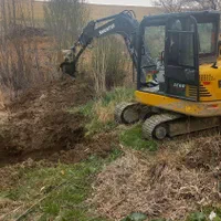 خدمات خاکبرداری و پی کنی