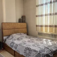 تخت یک و نیم نفره در حد نو
