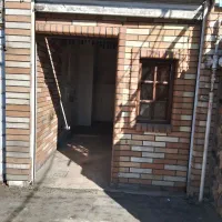 یه-باب-مغازه-به-متراژ-18پر-تردد