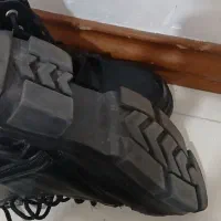 پوتین دخترانه سالم سایز۳۷وکفش سفید مجلسی سایز۳۵|کفش و لباس بچه|میانه, |دیوار