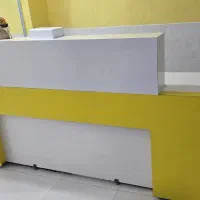 میز منشی وپذیرش. کلینیک
