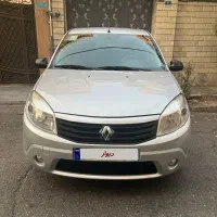 رنو ساندرو دنده مدل ۱۳۹۵ نقره ای بدون رنگ کم کار