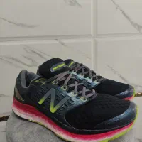 کفش اسپرت|کیف، کفش، کمربند|کنگاور, |دیوار