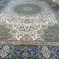 قالی۴۰متری نائین کرم گل ابریشم