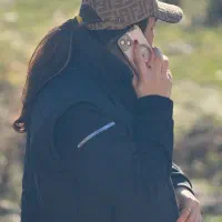 خانم علاقمند به منشی تلفنی