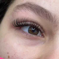 خدمات اکستنشن مژه اصولی