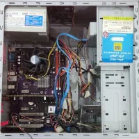 فروش دو دستگاه کامپیوتر و مانیتور