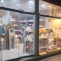واگذاری  و فروش ویترین مغازه کادویی و دکوریجات