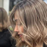 رنگ و لایت فقط فقط یک تومن