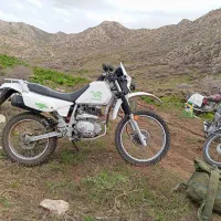 هارتفورد مزایده 200