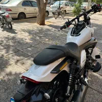 موتور سیکلت Lin Max